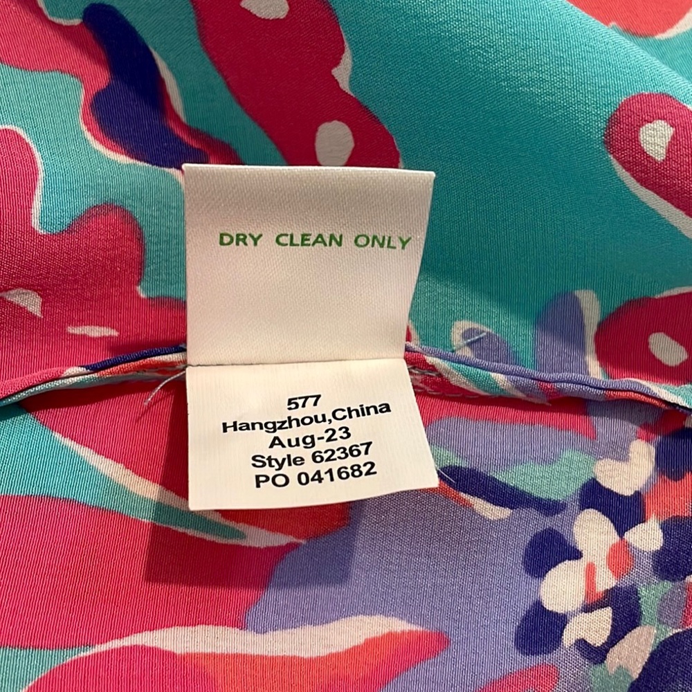 Lilly Pulitzer EUC Delray Silk Blouse - Picture 12 of 12